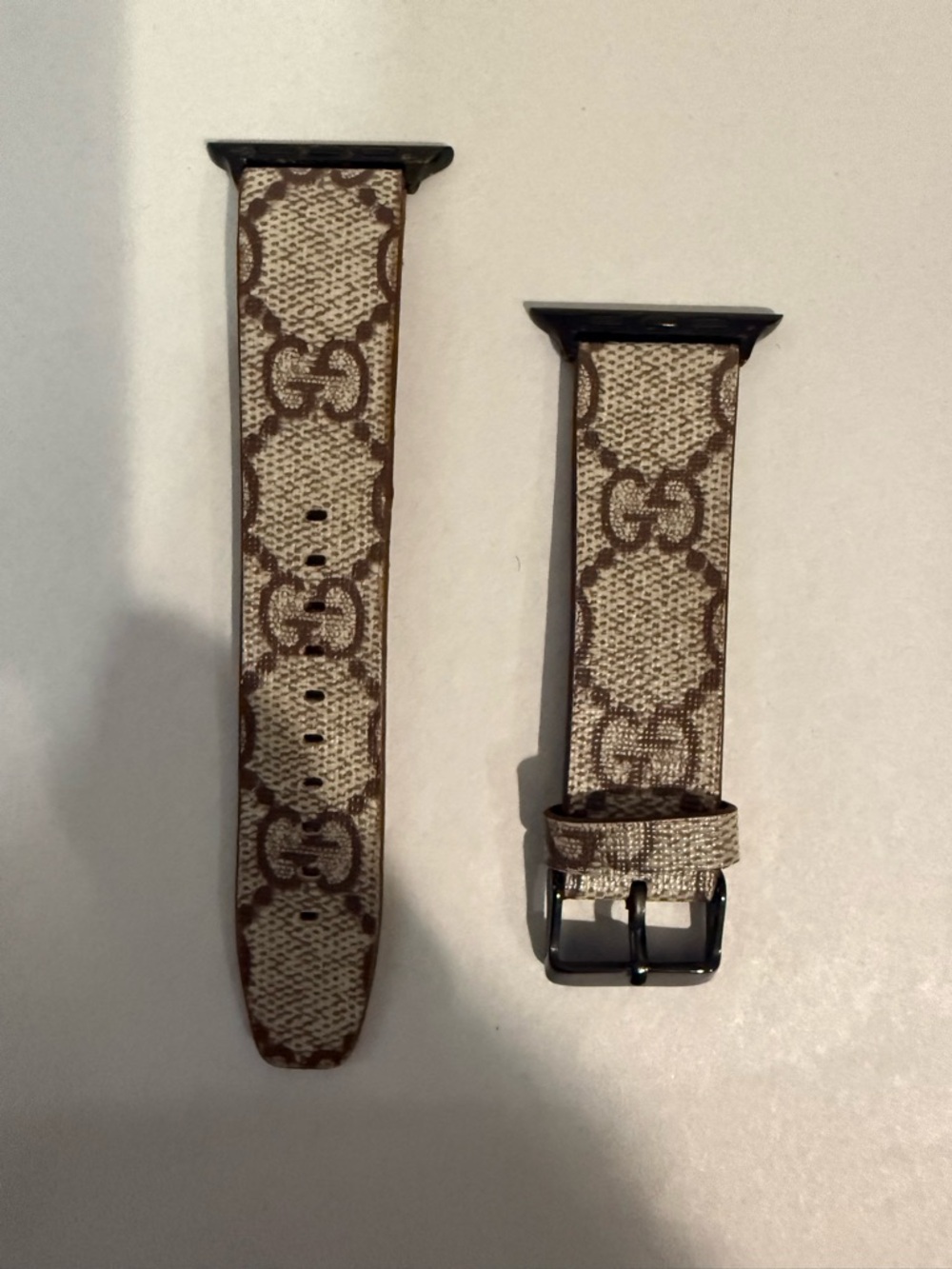Custom Handmade Gucci
Monogram Apple Watch Strap in
Brown/Beige Unisex Used.